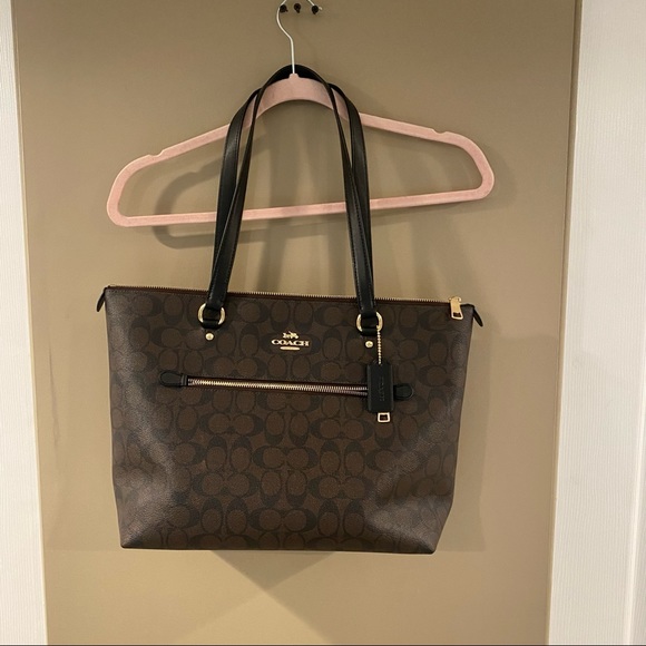 Coach Handbags - Brown Coach Purse